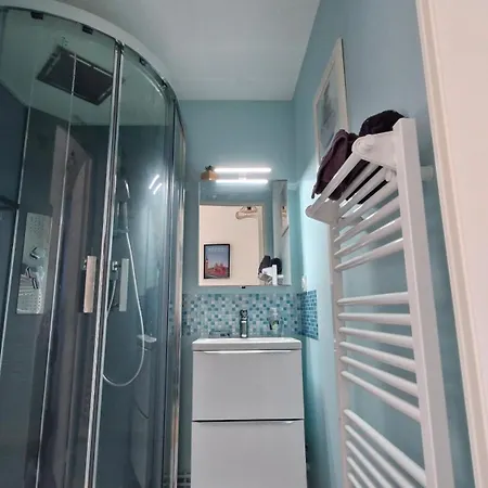 Appartement Royan - Entièrement Rénové Confort – Idéal ! *