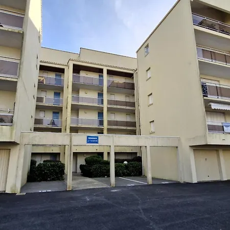 - Entièrement Rénové Confort – Idéal ! * Royan