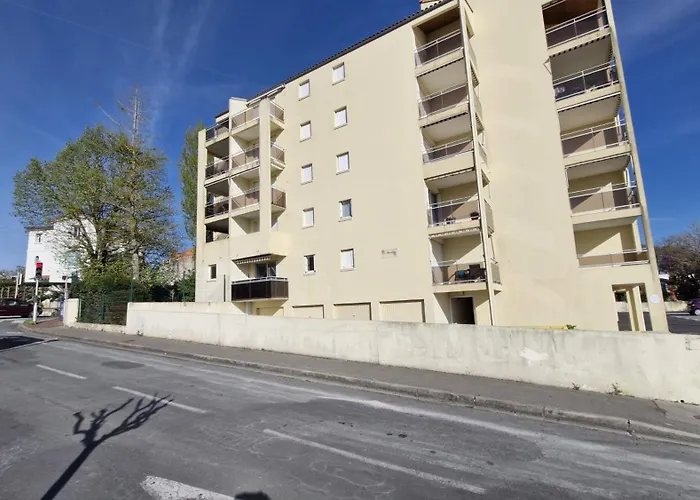 Royan - Entièrement Rénové Confort – Idéal ! Appartement Royan